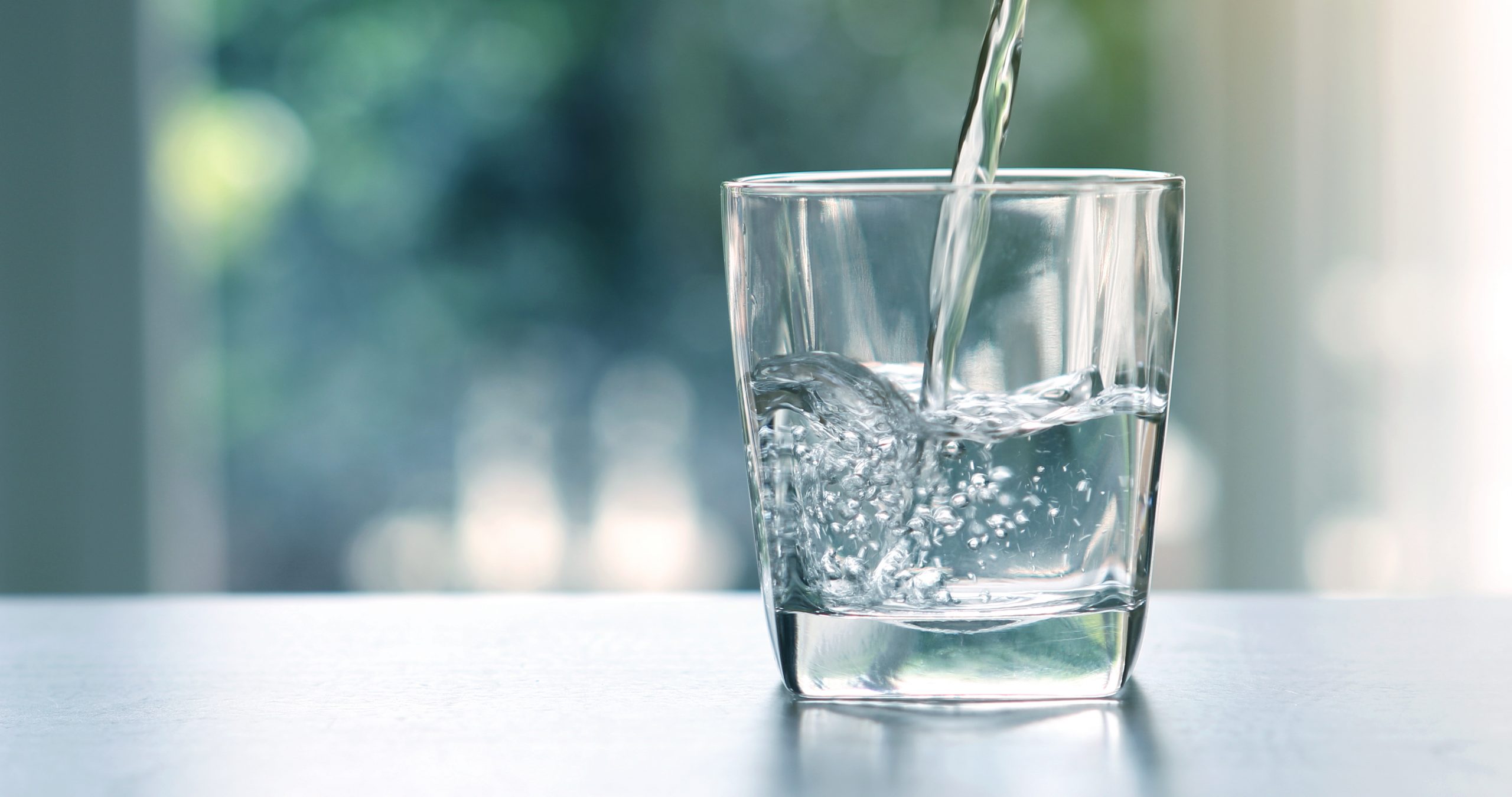 Hydration Matters: Why You Should Start Your Day with Water